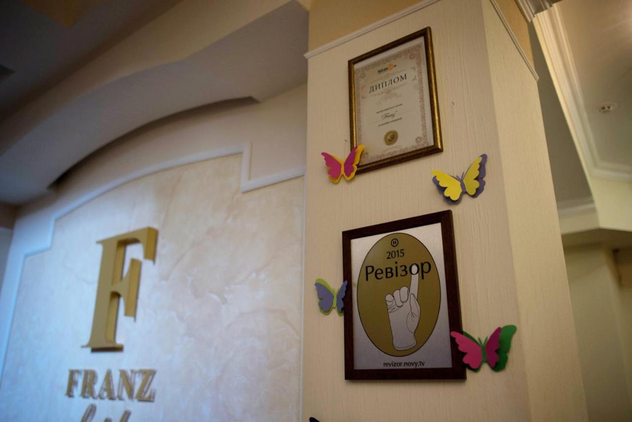 Franz Hotel Ivano-Frankivsk Buitenkant foto