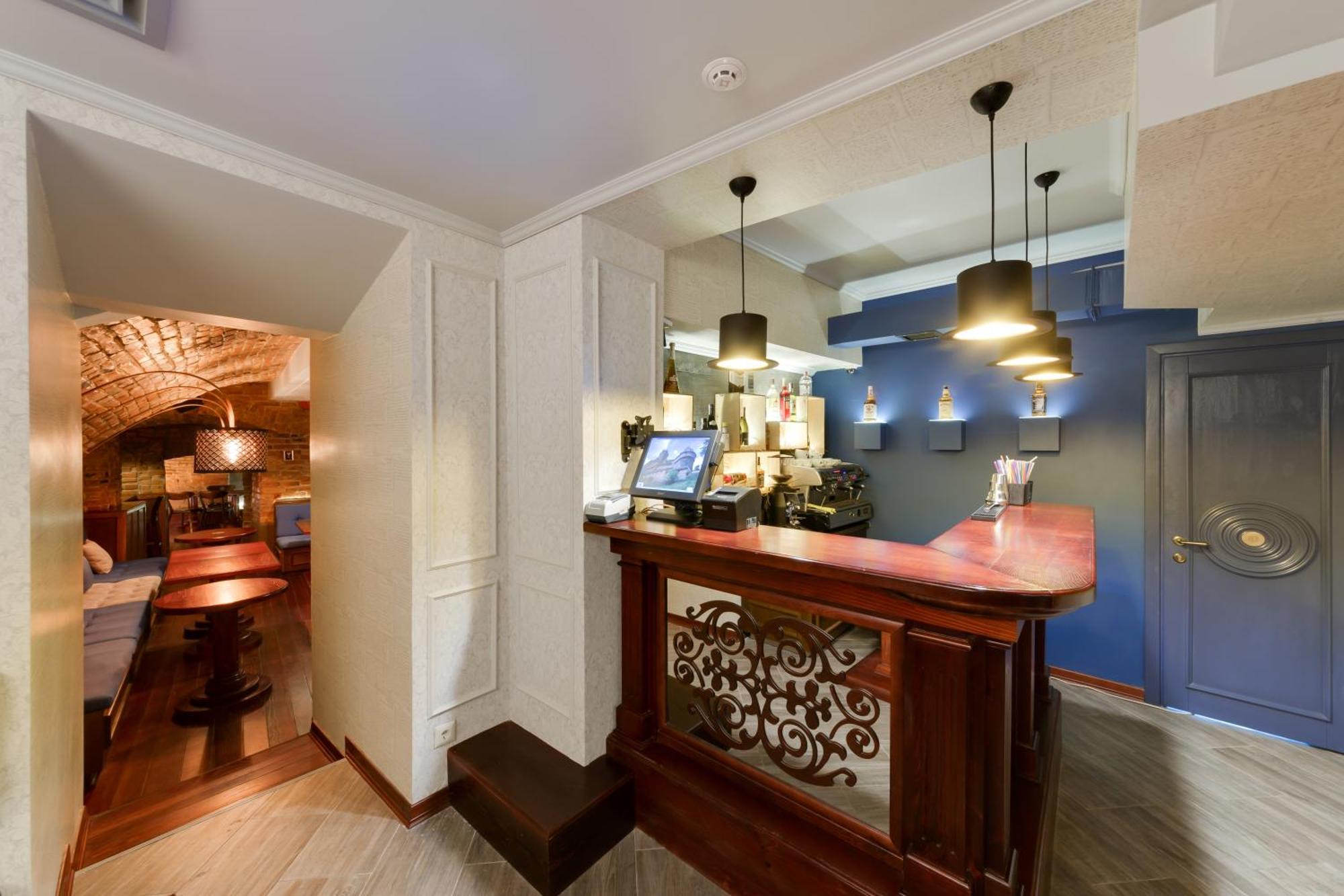Franz Hotel Ivano-Frankivsk Buitenkant foto
