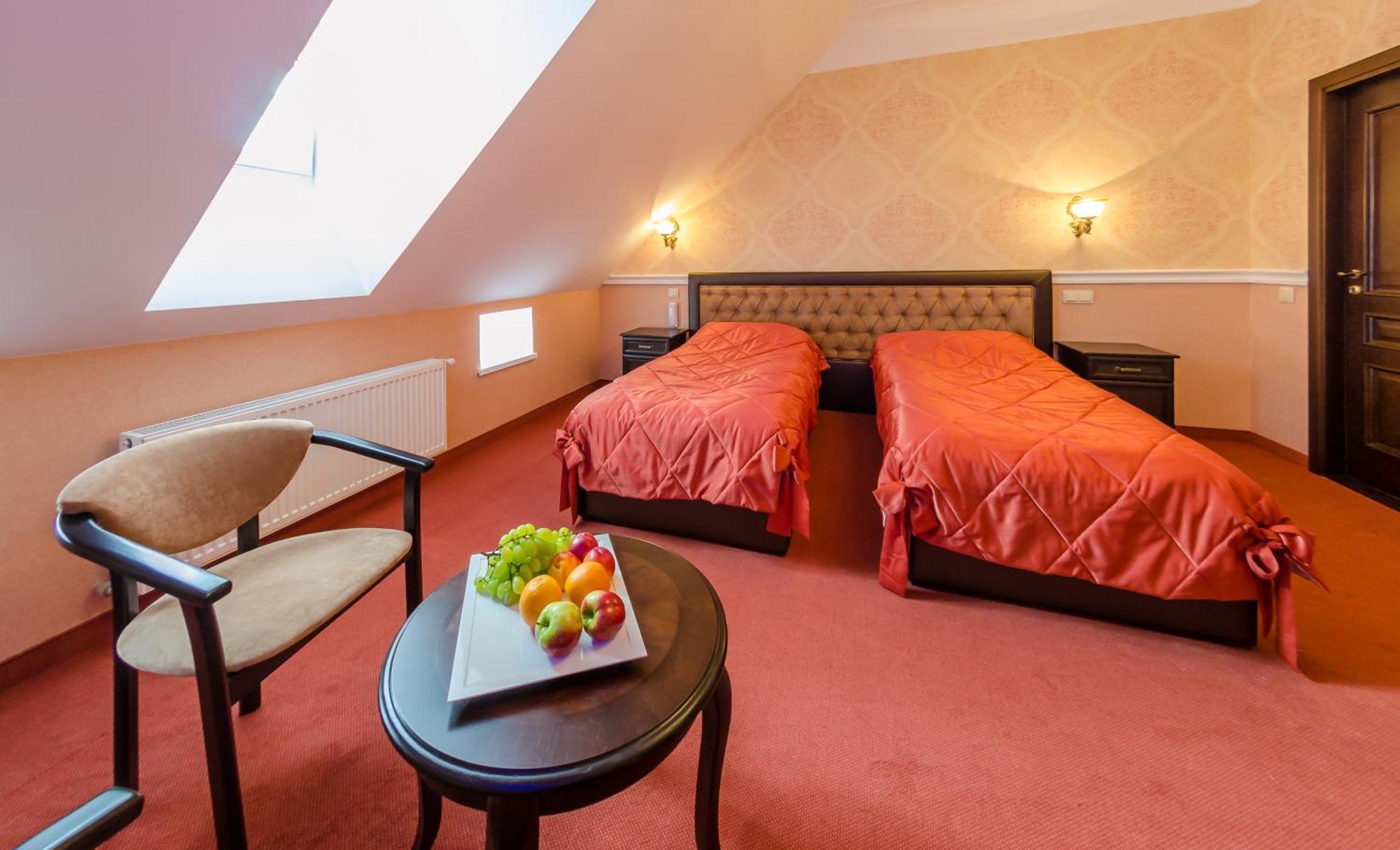 Franz Hotel Ivano-Frankivsk Buitenkant foto