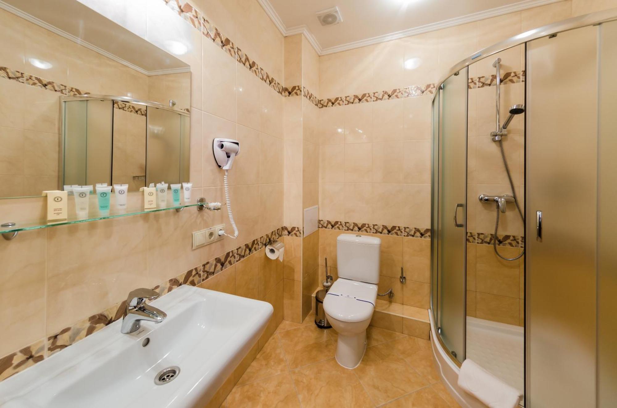 Franz Hotel Ivano-Frankivsk Kamer foto